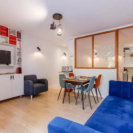 Sous Le Vent Des Pins - 300 M De La Apartamento